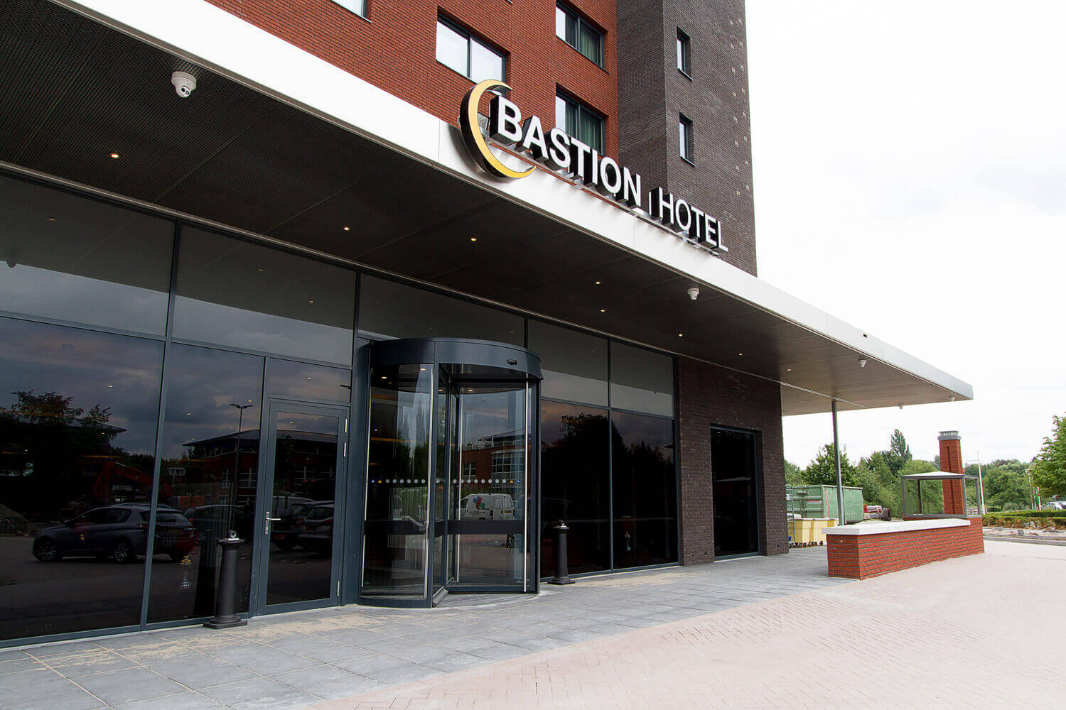 Bastion Hotel Eindhoven - Ingang
