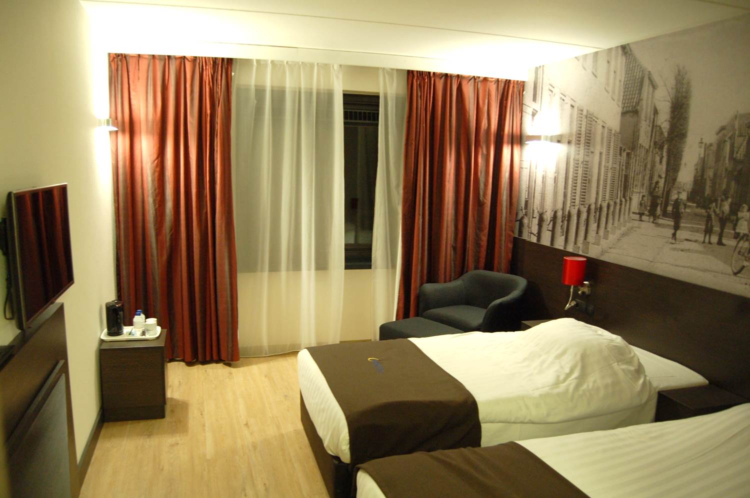 Bastion Hotel Zoetermeer Lezerzzz