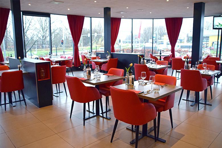 Hotel Toppers in Concert Christmas Edition